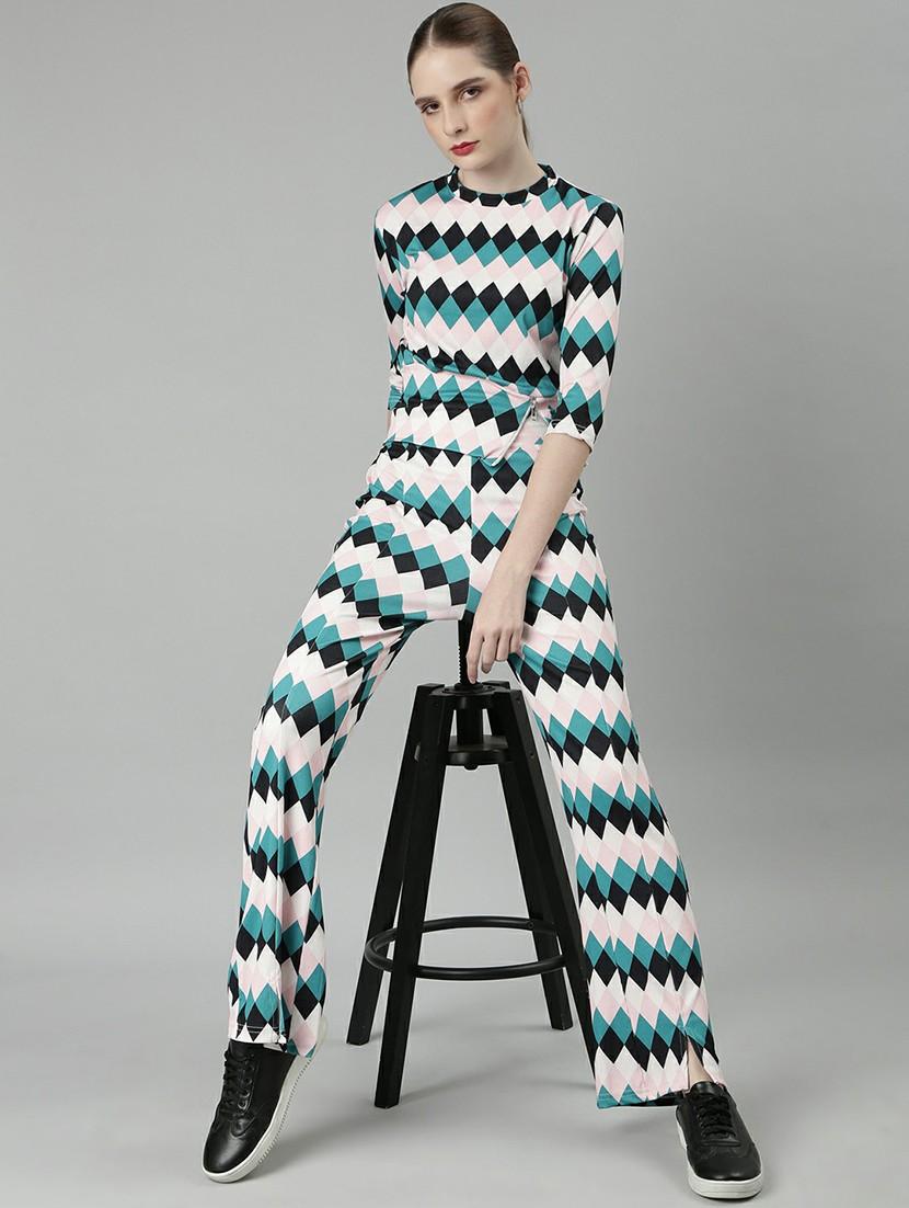 women checkered top and trouser co-ord set - 20612642 - Standard Image - 3