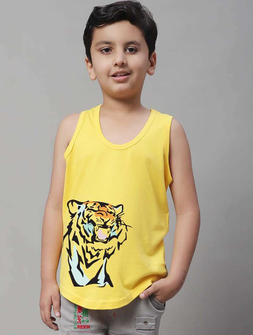 boy printed vest - 20612677 - Zoom Image - 0