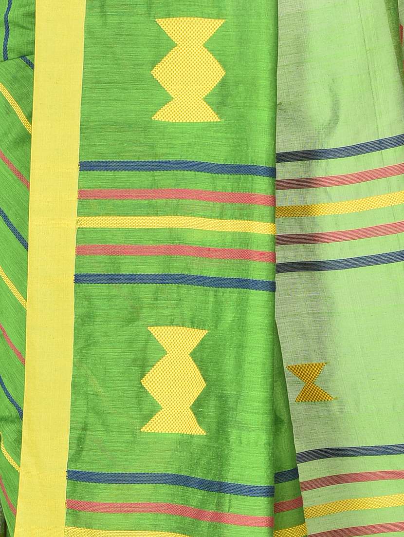 green self design handloom saree with blouse - 20614176 -  Standard Image - 3