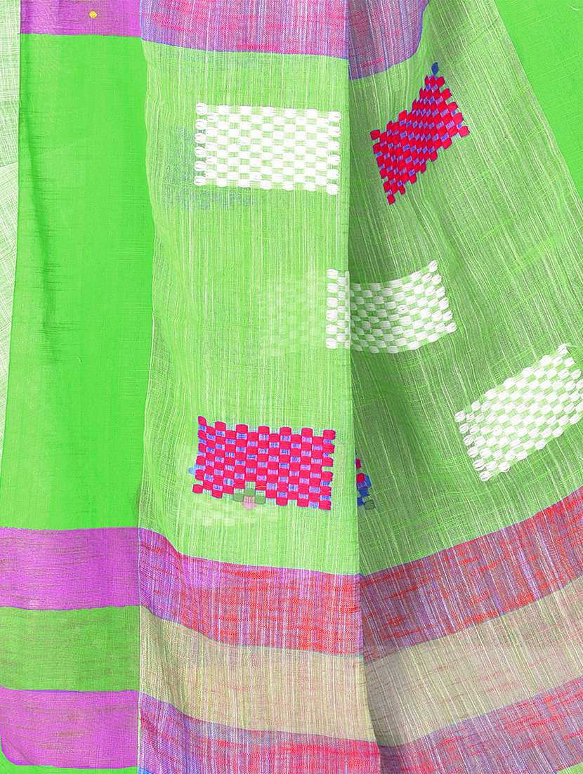 women green embroidered handloom saree with blouse - 20614322 - Standard Image - 3