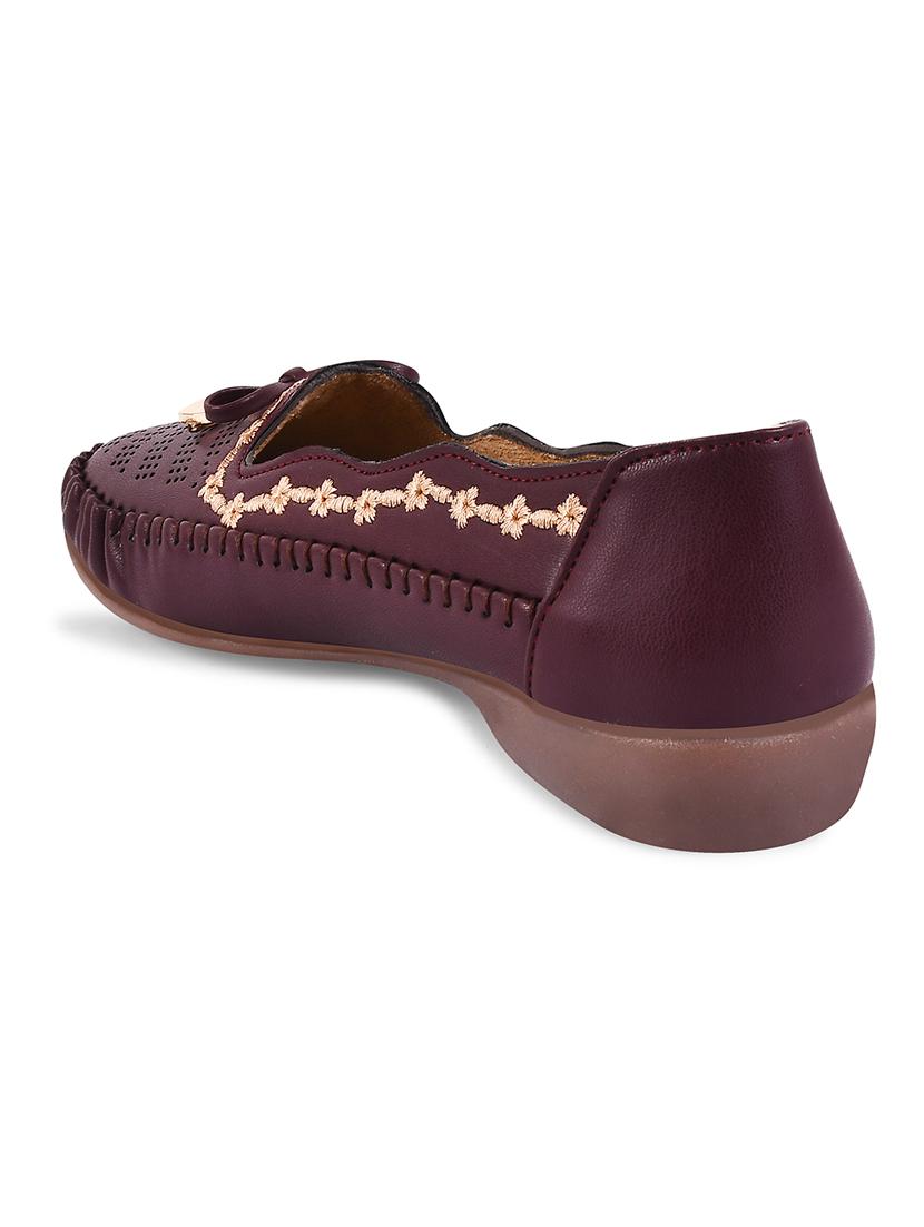 women burgundy slip on loafer - 20614457 - Standard Image - 3