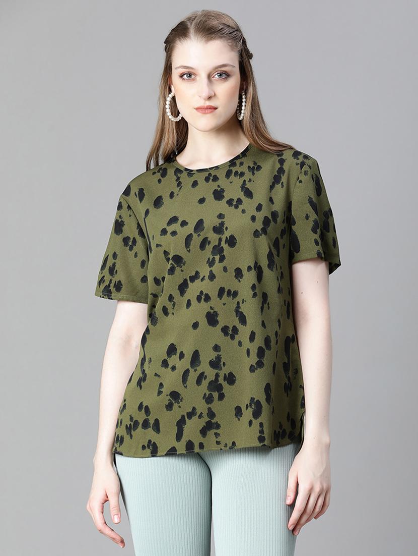 women round neck green printed regular top - 20615236 - Zoom Image - 0