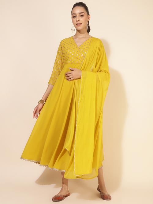 women yellow v-neck kurta dupatta set - 20616829 - Standard Image - 0