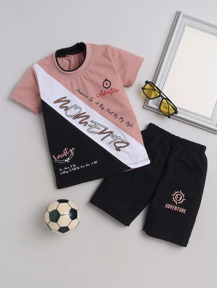 pink front printed t-shirt & shorts set