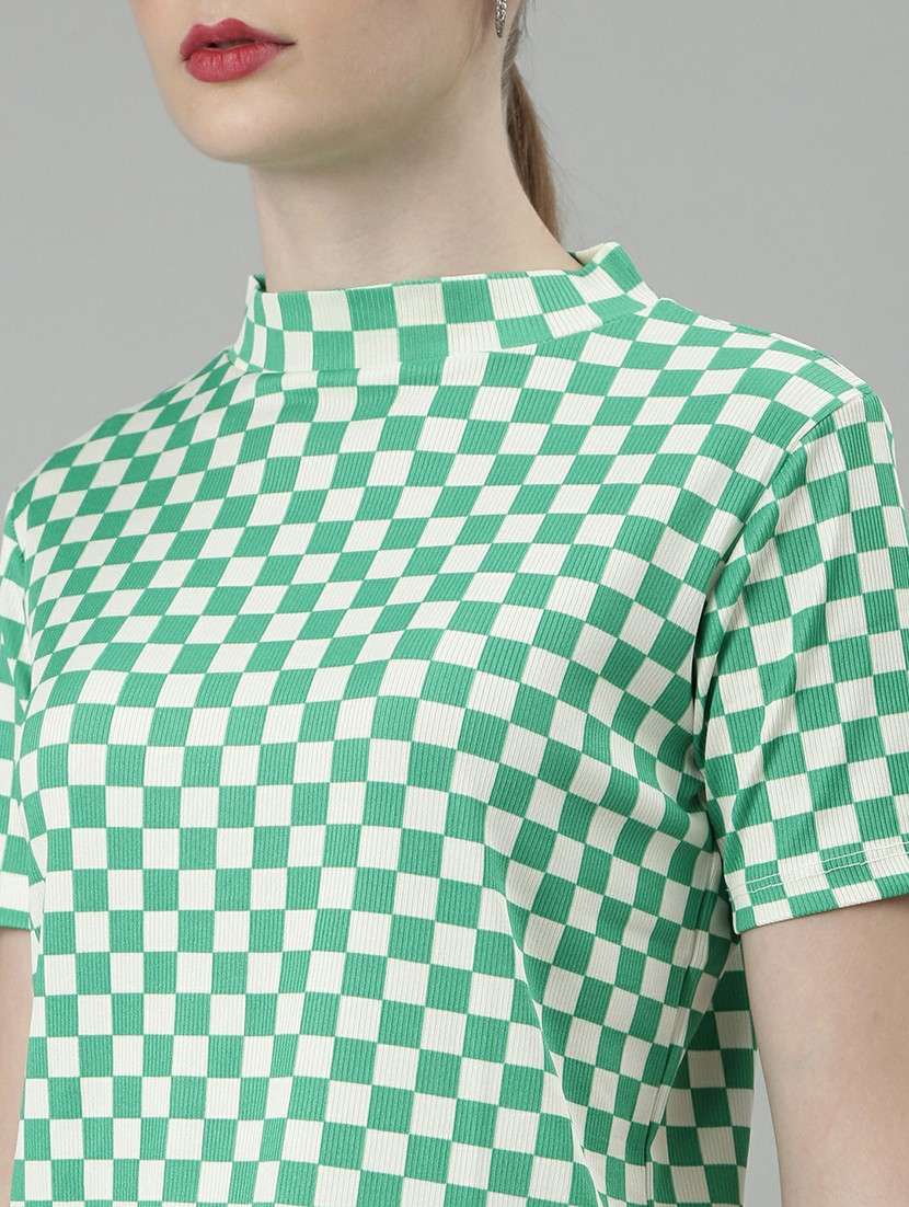 women checkered top and trouser set  - 20643983 -  Standard Image - 5