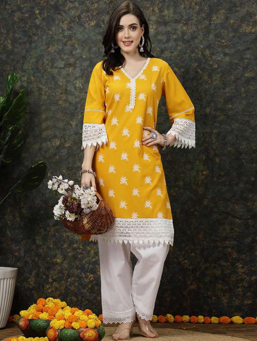 women floral printed straight kurta - 20644355 -  Zoom Image - 0
