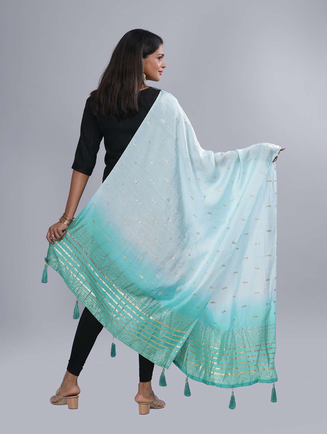 purist blue sequined work dupatta - 20644638 - Standard Image - 3