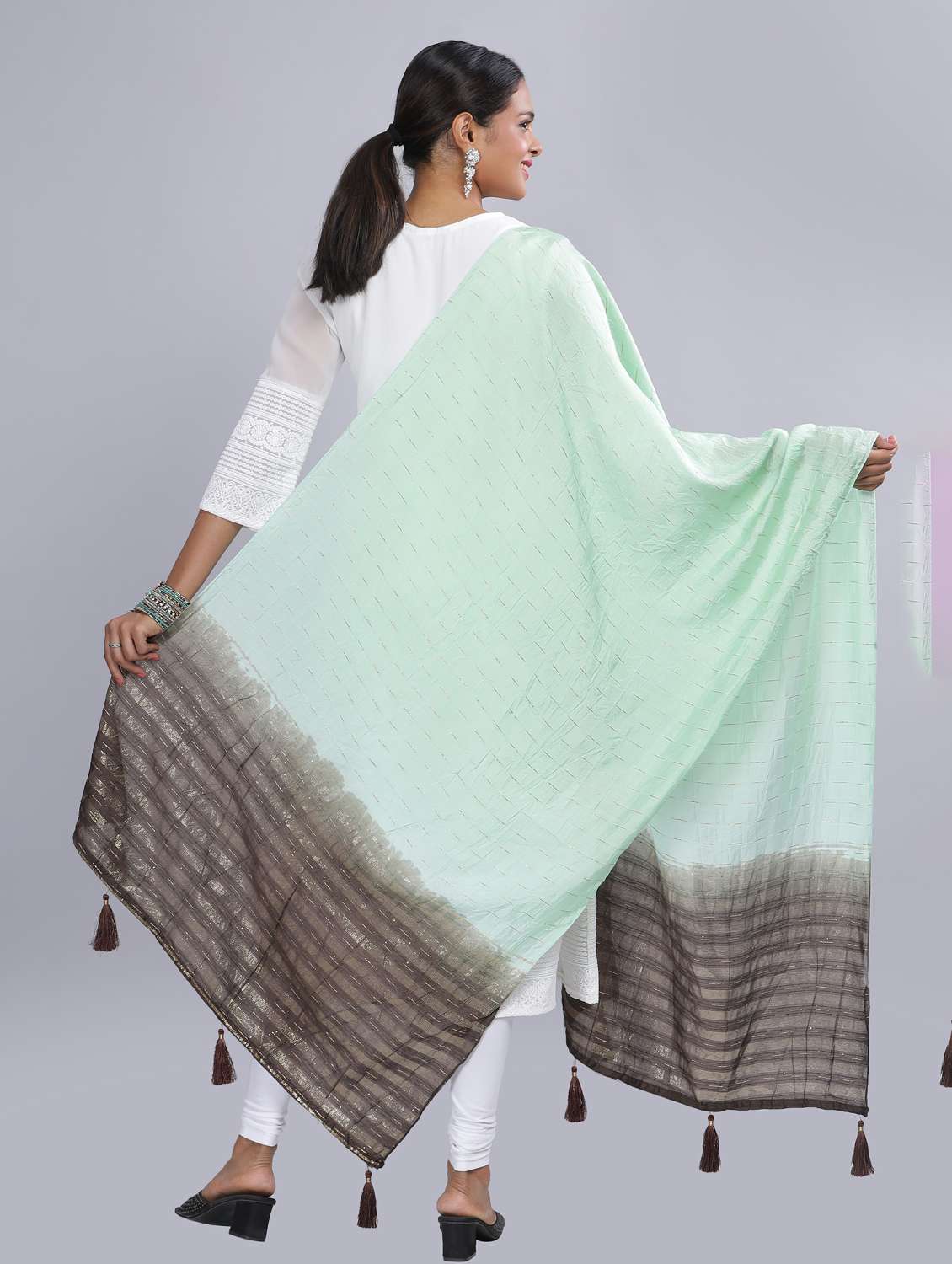 ai aqua sequined work dupatta - 20644692 - Standard Image - 3