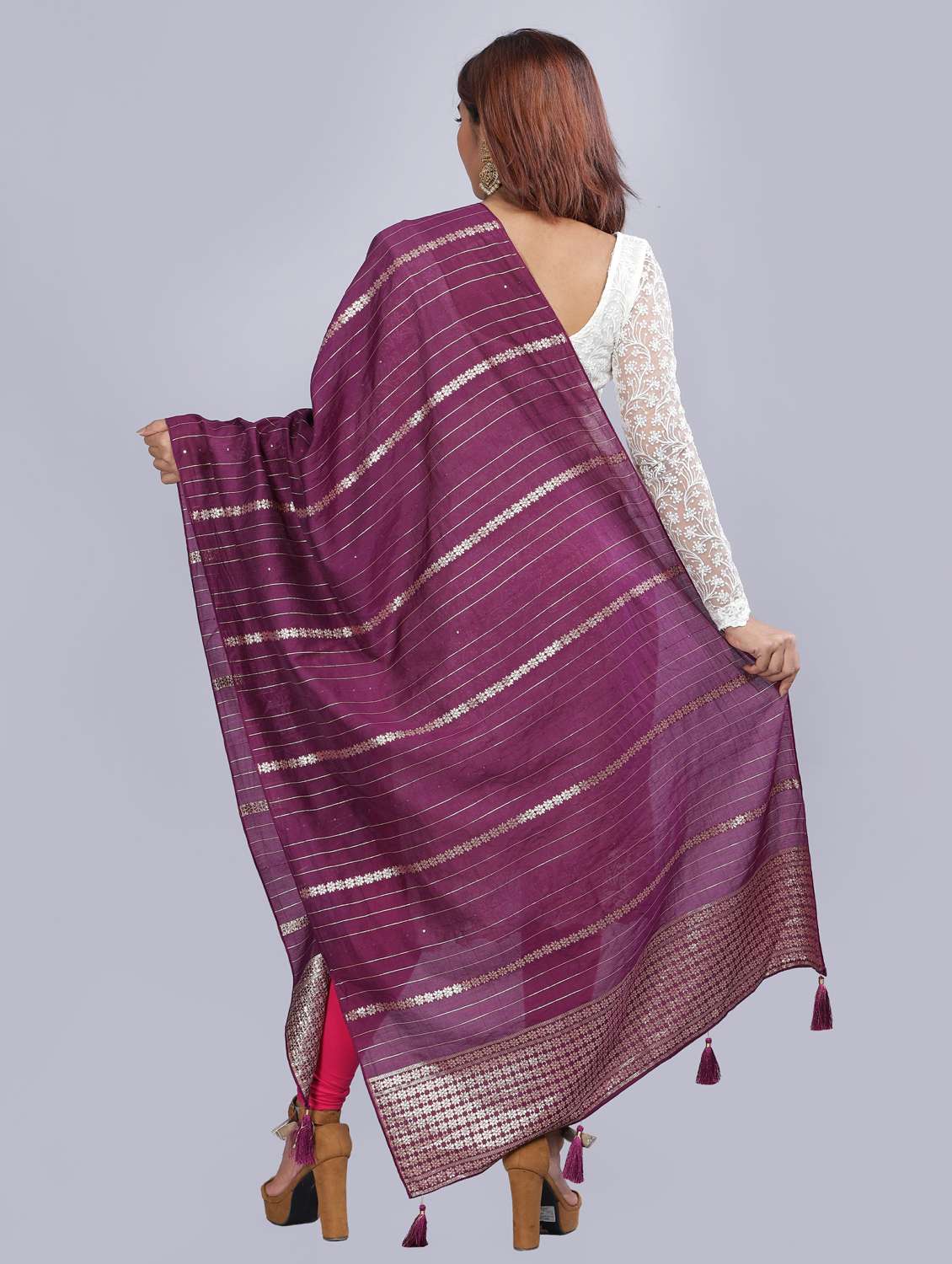 purple self design dupatta - 20644757 - Standard Image - 3