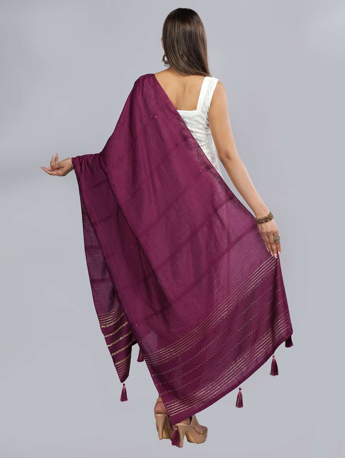 purple self design dupatta - 20644801 - Standard Image - 3