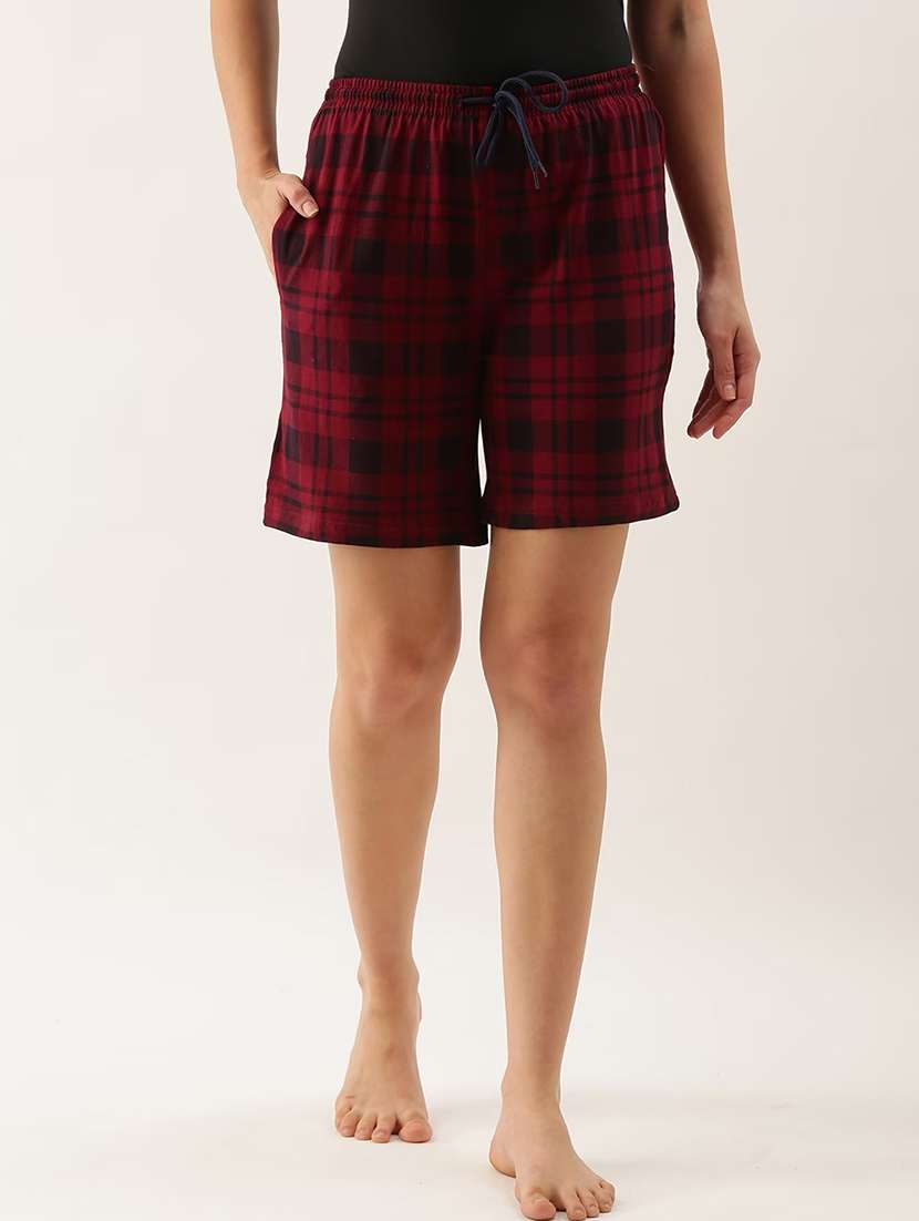 women checkered mid rise short - 20649230 - Zoom Image - 0