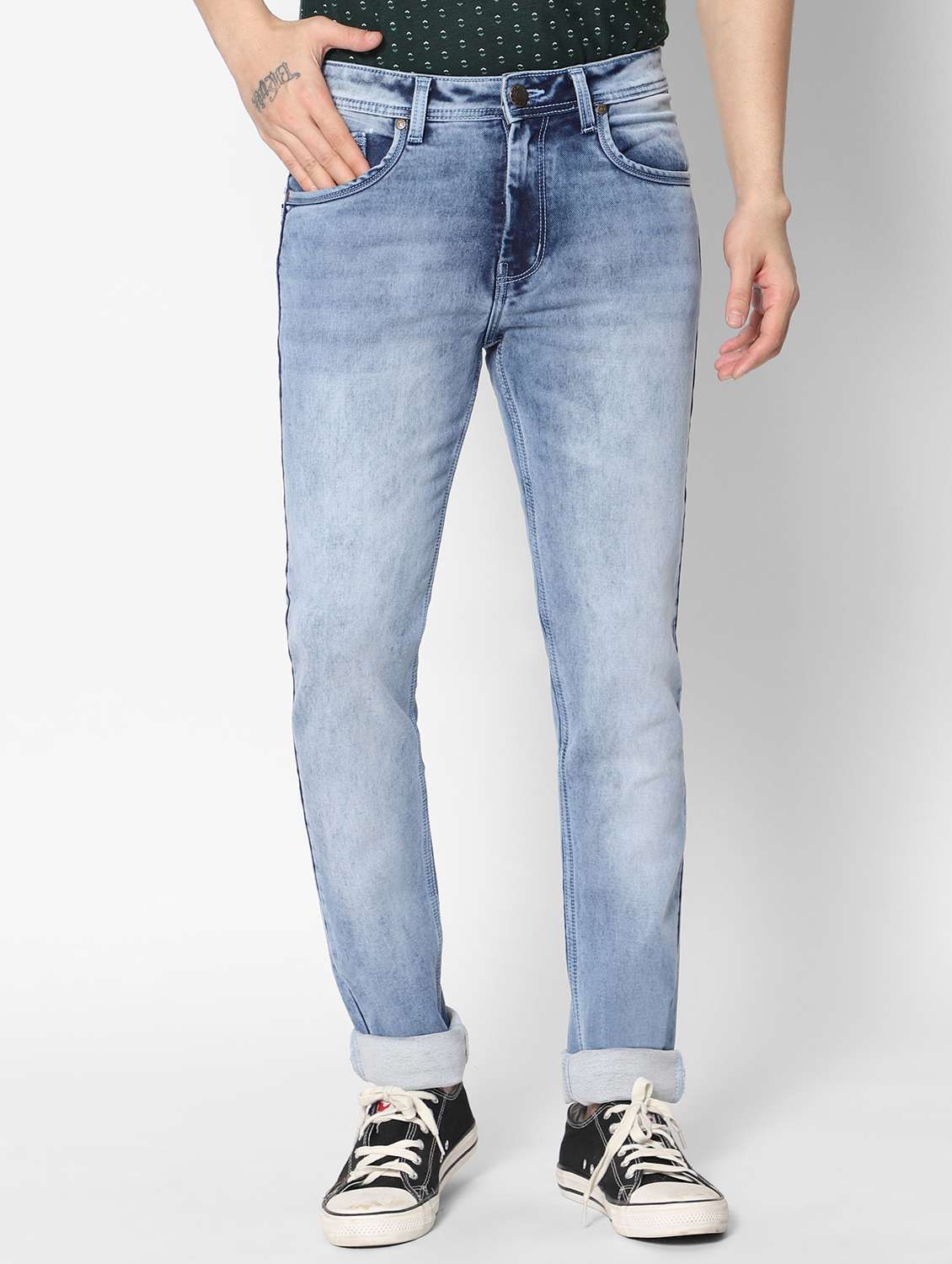 men mid rise denim light washed jeans