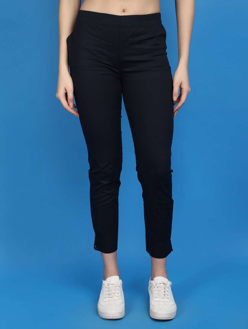 women mid rise solid tapered pant