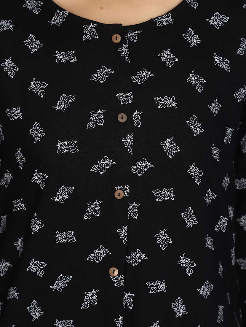 women black round neck straight kurta - 20676543 -  Standard Image - 5