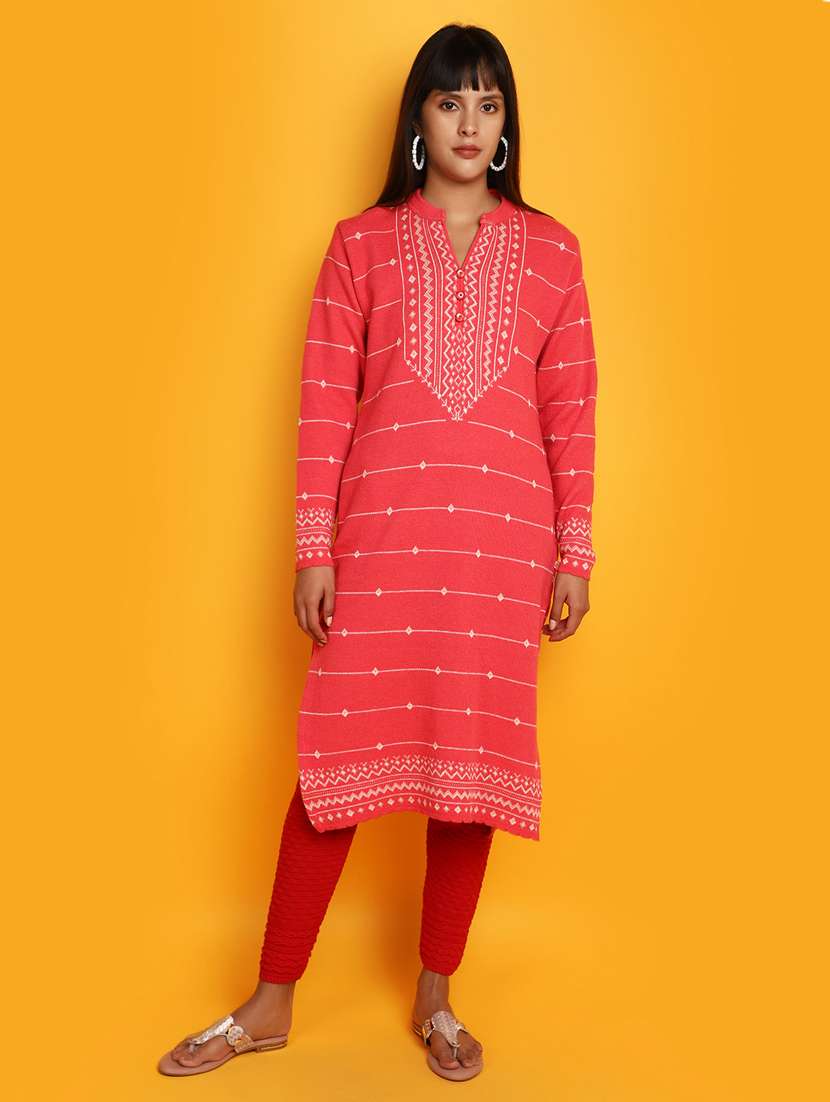 coral self design woolen kurta - 20685940 - Zoom Image - 0