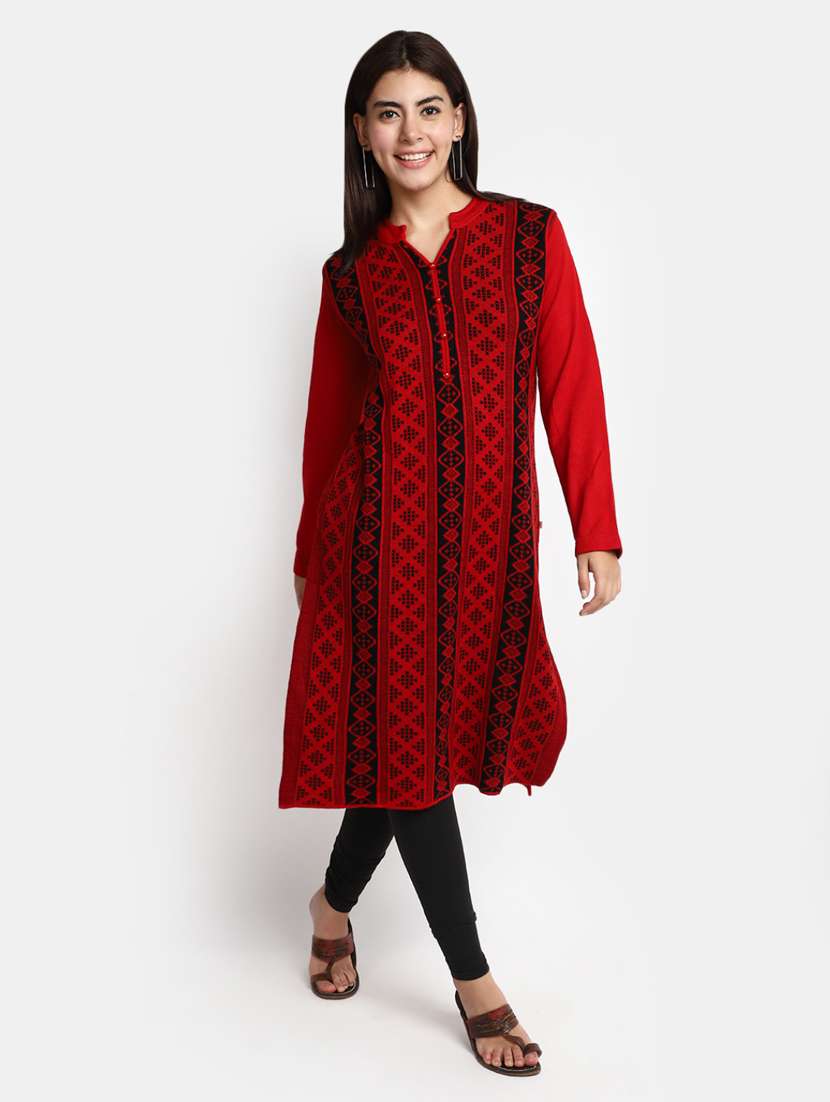 red self design woolen kurta