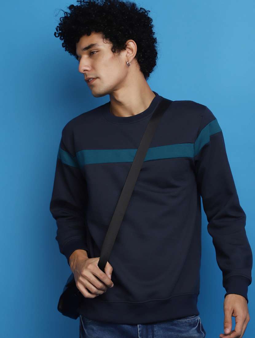 men chest print crew neck sweatshirt - 20686641 -  Standard Image - 3