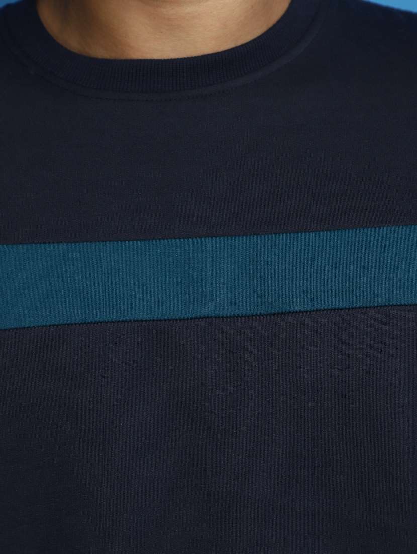 men chest print crew neck sweatshirt - 20686641 -  Standard Image - 5