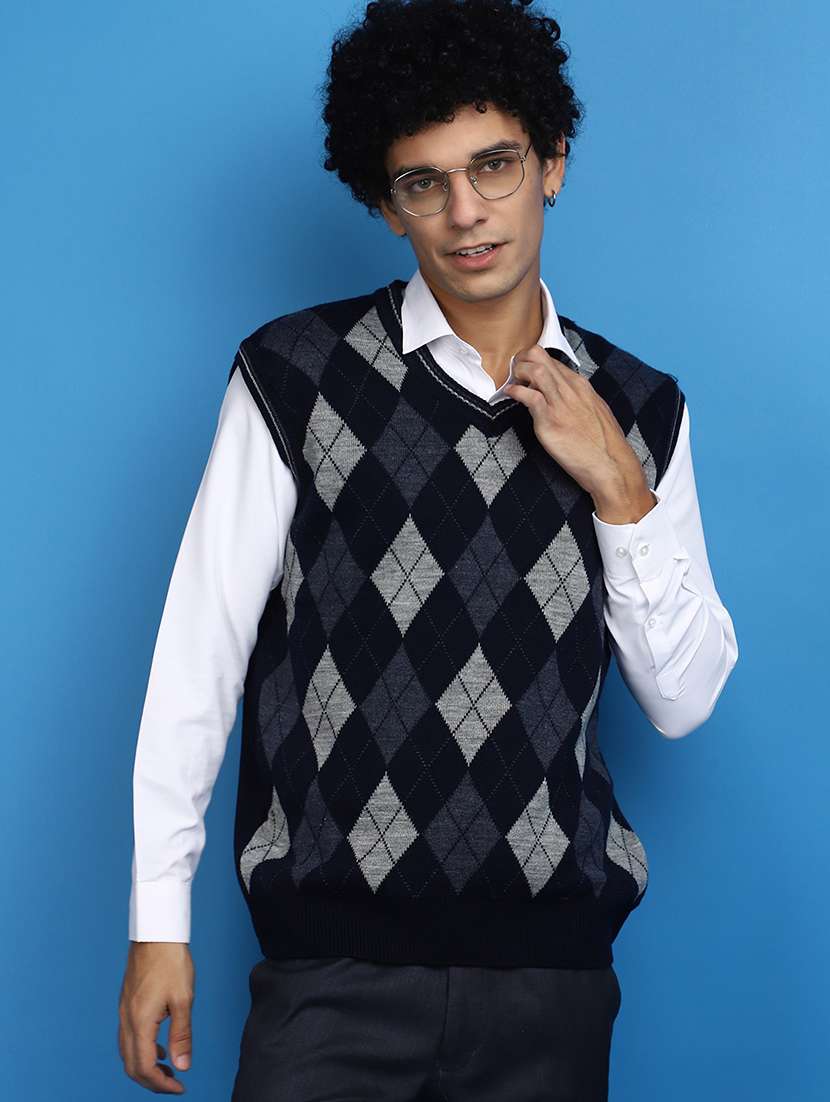 black self design geometric print sleeveless v-neck pullover - 20686849 -  Standard Image - 3