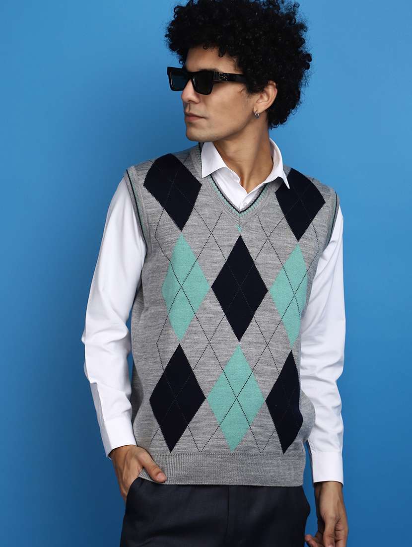 grey self design geometric print sleeveless v-neck pullover - 20686850 -  Standard Image - 3