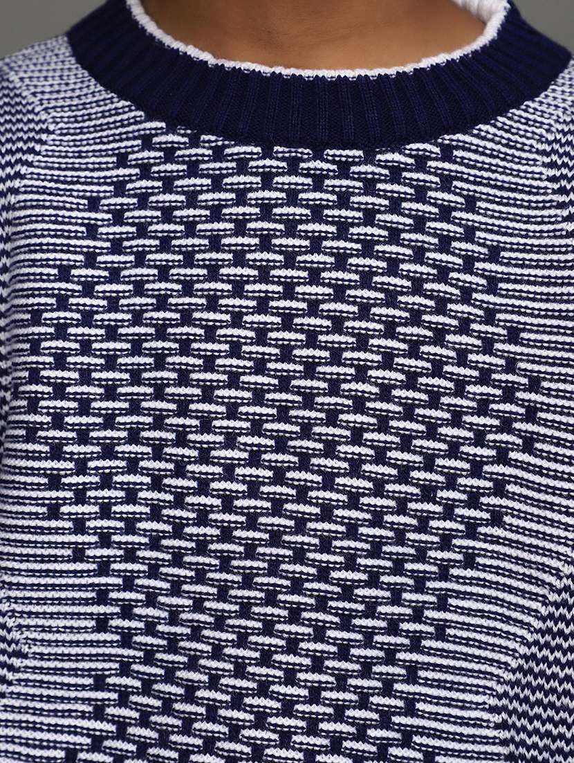 boy long sleeves sweater - 20687146 - Standard Image - 5