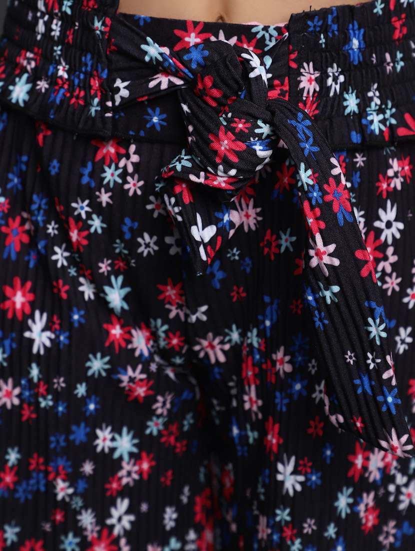 black floral printed palazzo - 20687985 -  Standard Image - 5