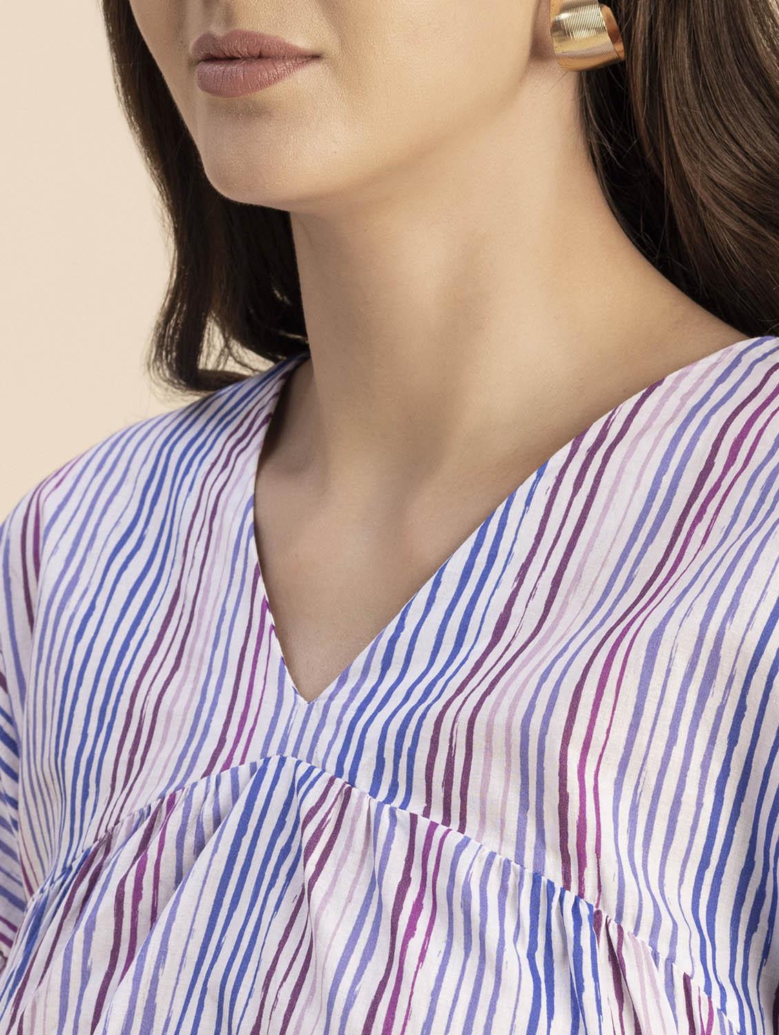 women striped long sleeves straight top - 20694639 - Standard Image - 5