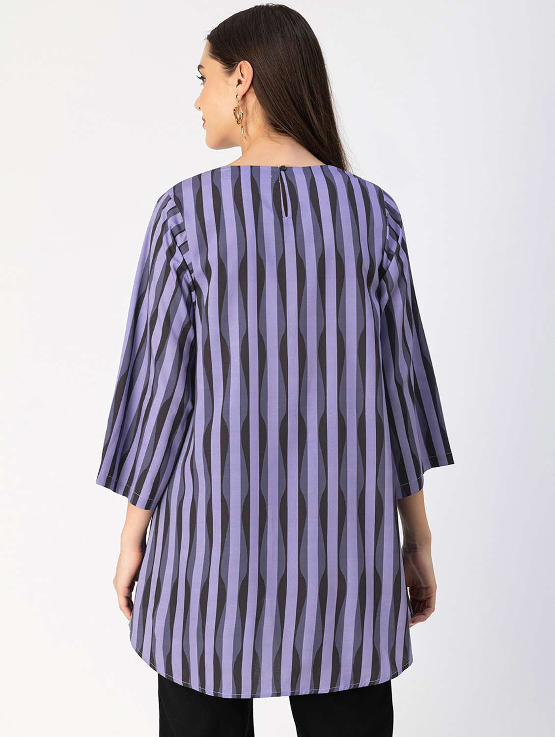 women striped round neck high low top - 20694649 -  Standard Image - 3