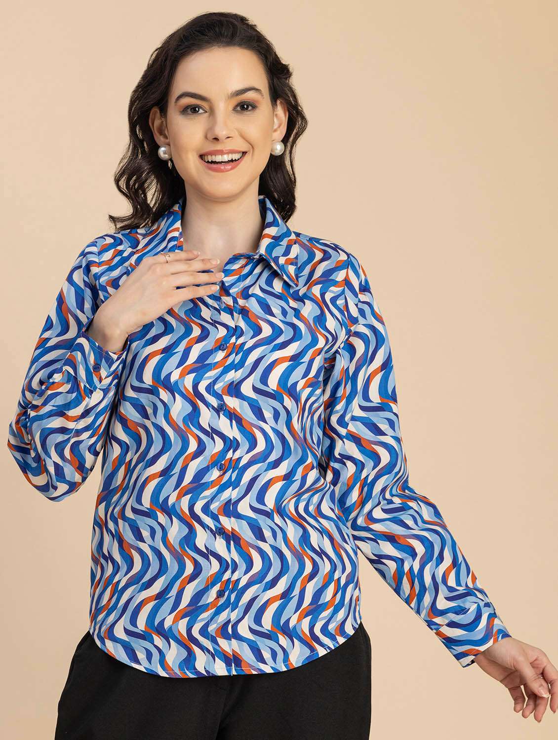 women printed long sleeves shirt