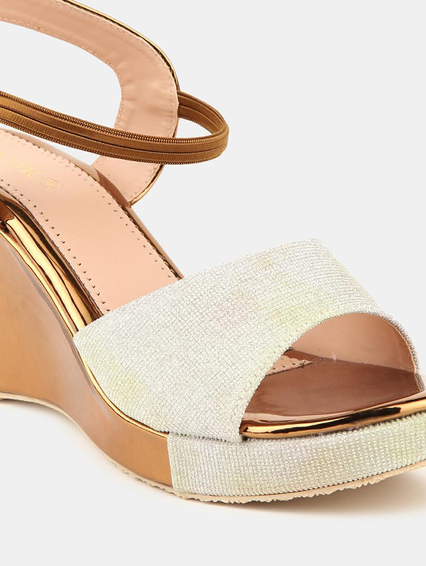 copper pu (polyurethane) sandals - 20701268 - Standard Image - 3