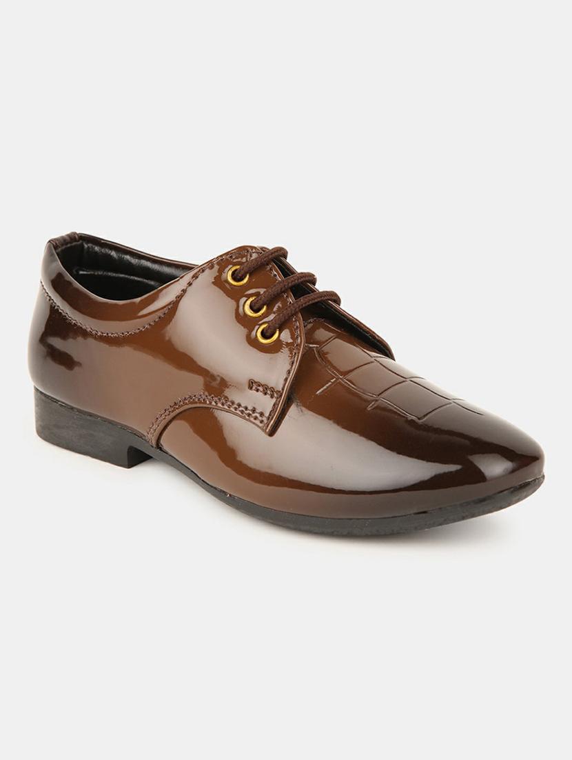 light brown pu (polyurethane) casual shoes - 20701427 - Zoom Image - 0