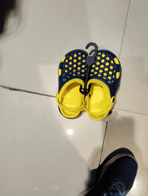 assorted pu (polyurethane) sandal - 20702287 - Standard Image - 0