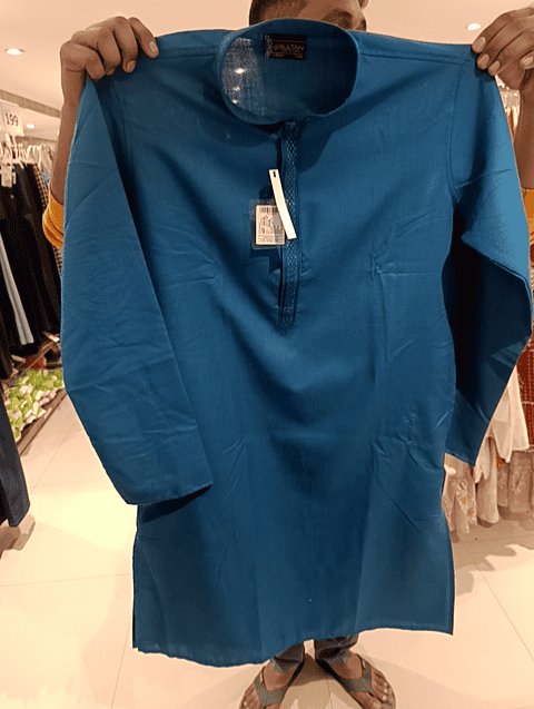 assorted ethnic wear set - 20725124 - Standard Image - 0