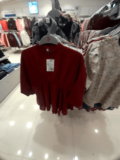 assorted polyester top - 20725436 - Standard Image - 0