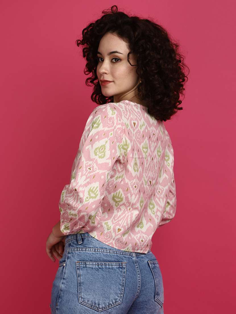 women printed v-neck regular top - 20728044 -  Standard Image - 3