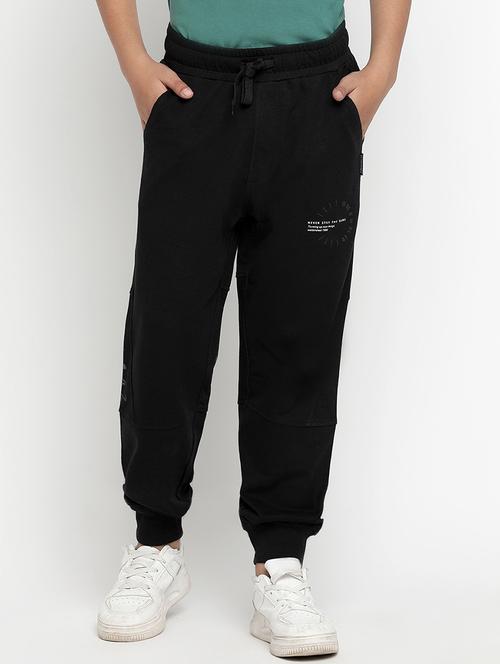 boys solid mid rise jogger - 20728446 - Standard Image - 0