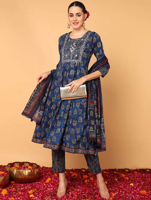 women kurta pant set with dupatta - 20729443 - Standard Image - 0