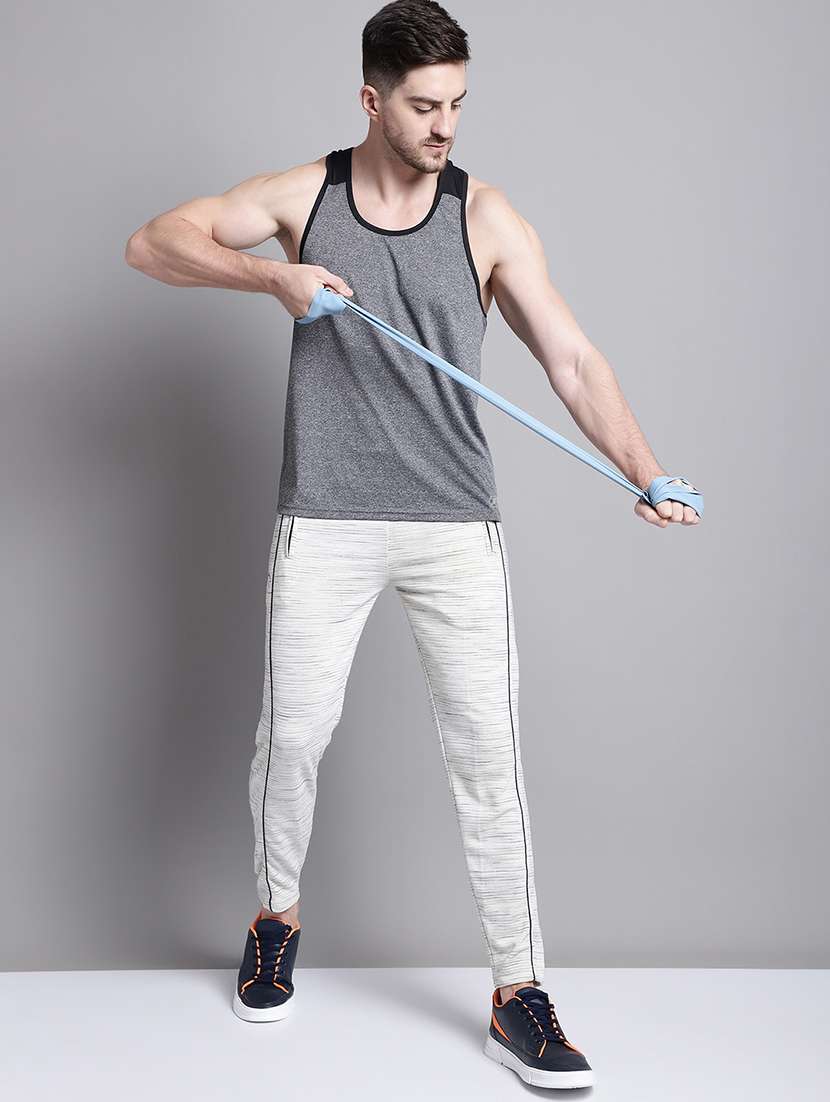 men scoop neck color block vest - 20756129 - Standard Image - 3