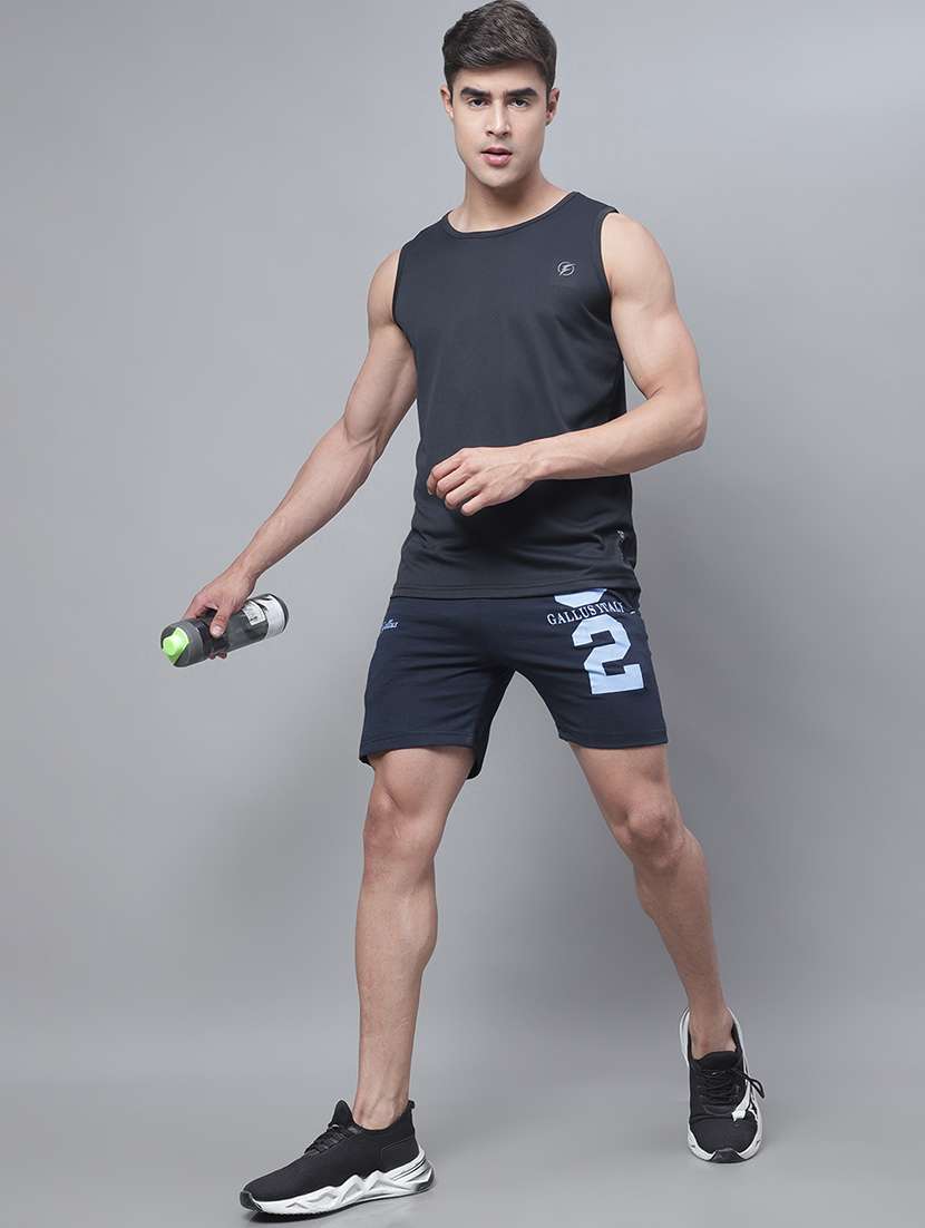 men plain round neck t-shirt - 20757350 - Standard Image - 3