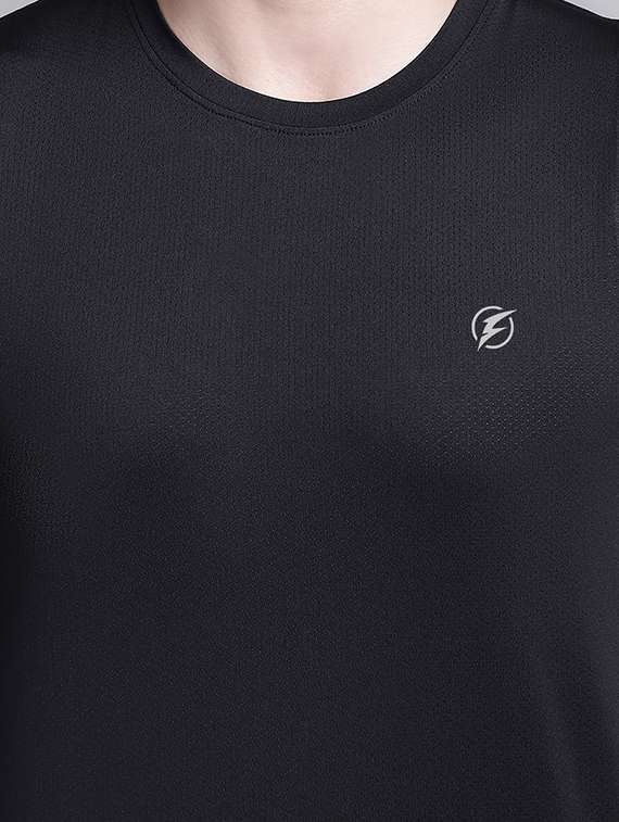 solid black sleeveless t-shirt - 20757355 - Standard Image - 3