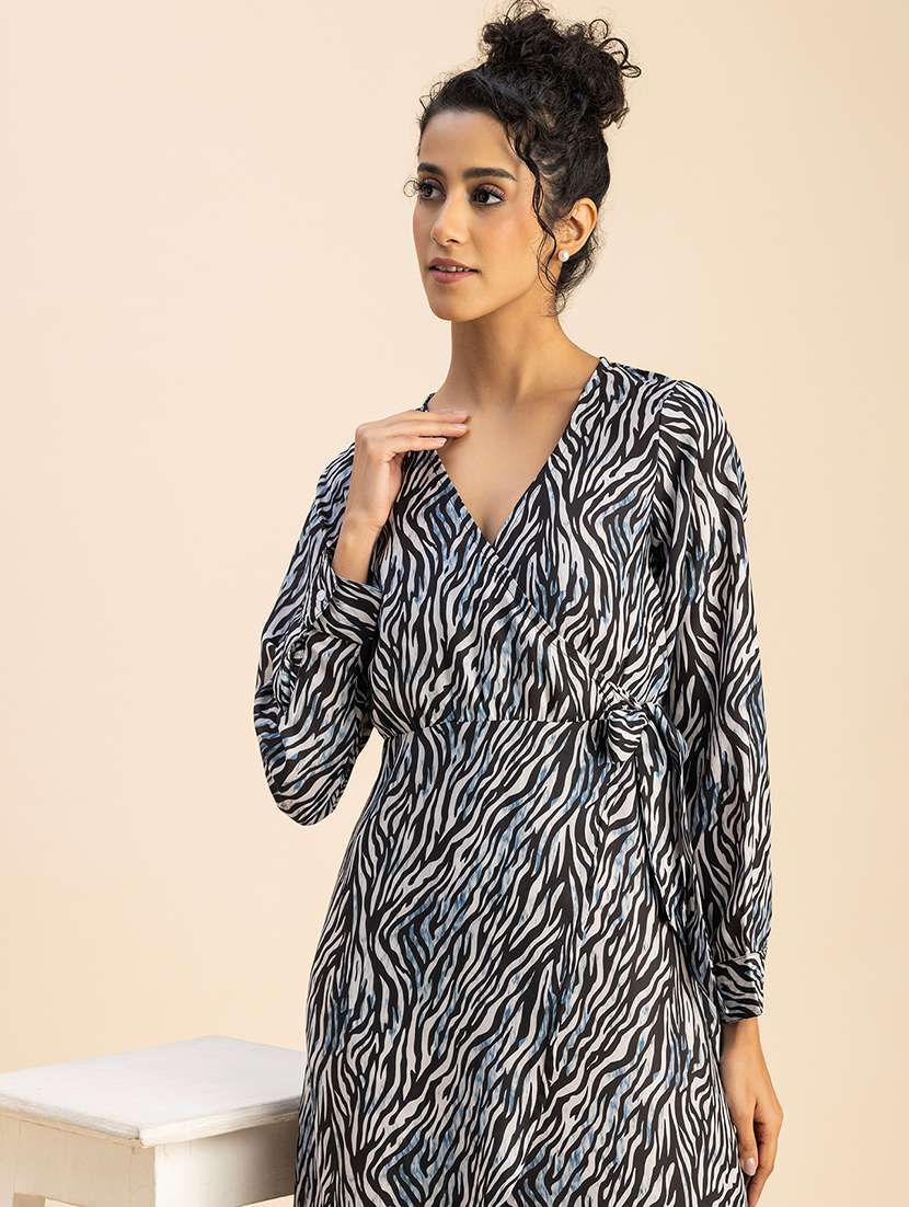 women animal print puff sleeves wrap dress - 20767767 -  Standard Image - 5