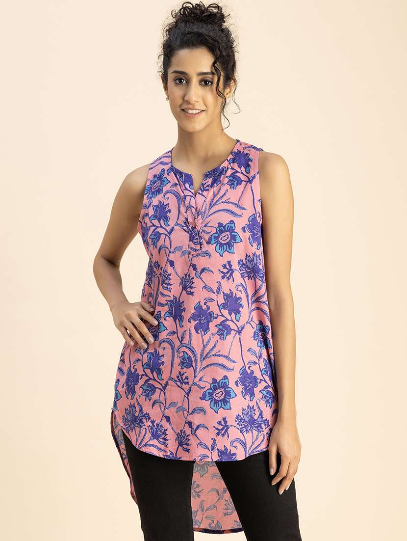 women printed sleeveless high-low top