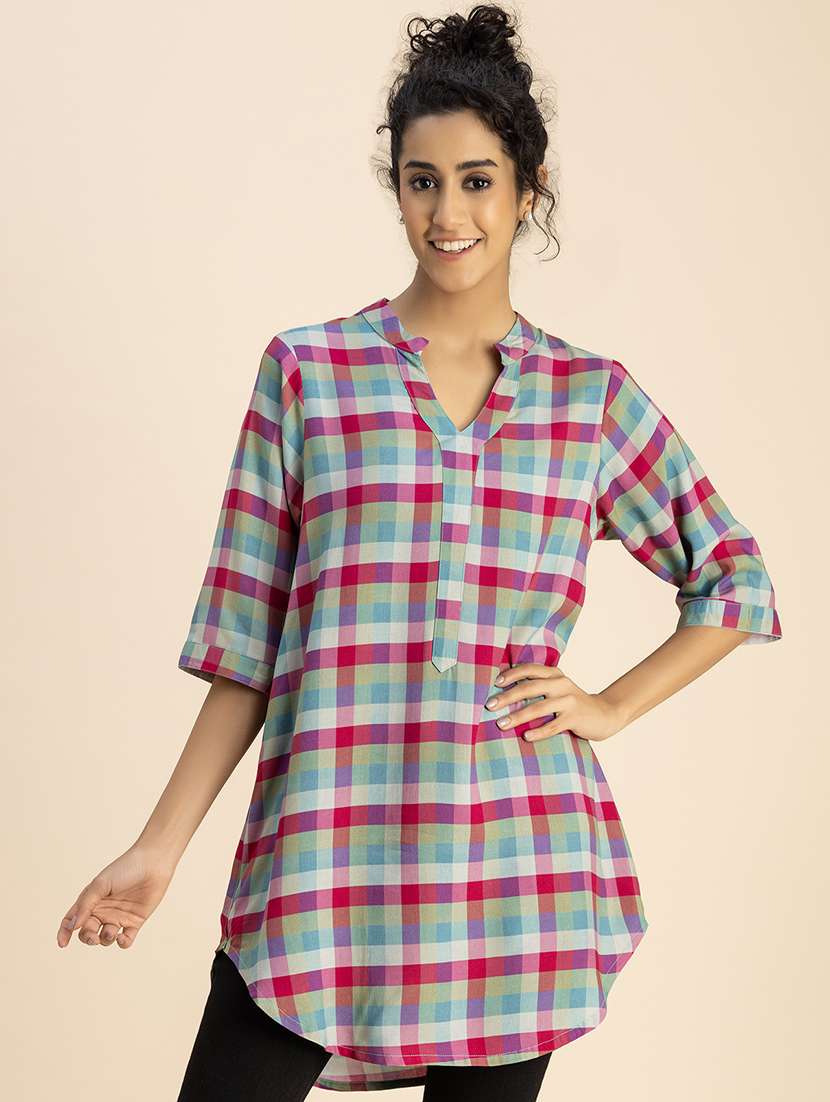 women checkered mandarin neck top