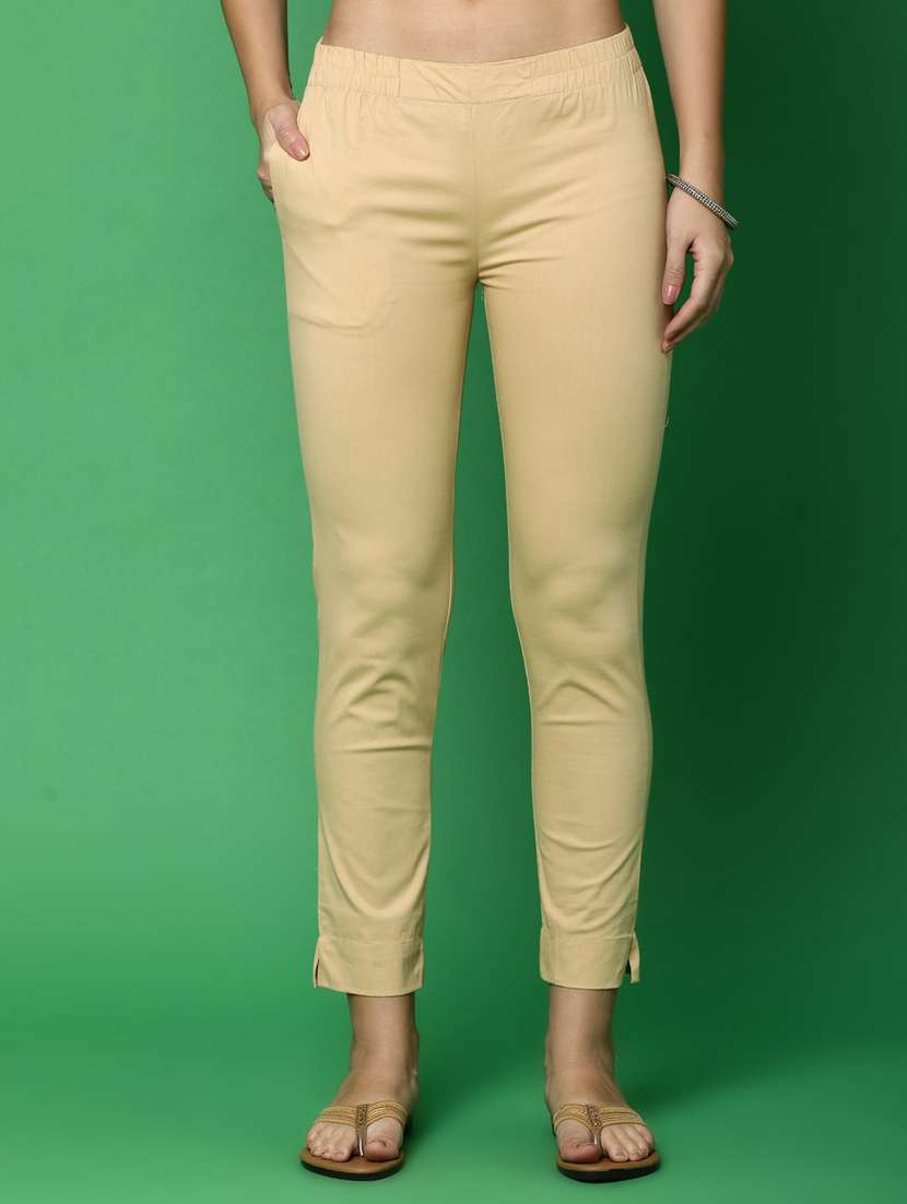 women mid rise solid tapered pant