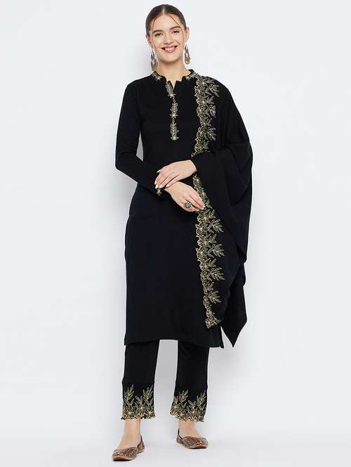 women self design long sleeve woollen suit set - 20796488 -  Standard Image - 0