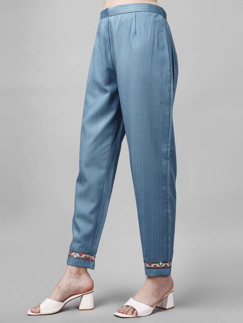 women three quarter sleeve kurta pant with dupatta set - 20809489 -  Standard Image - 3