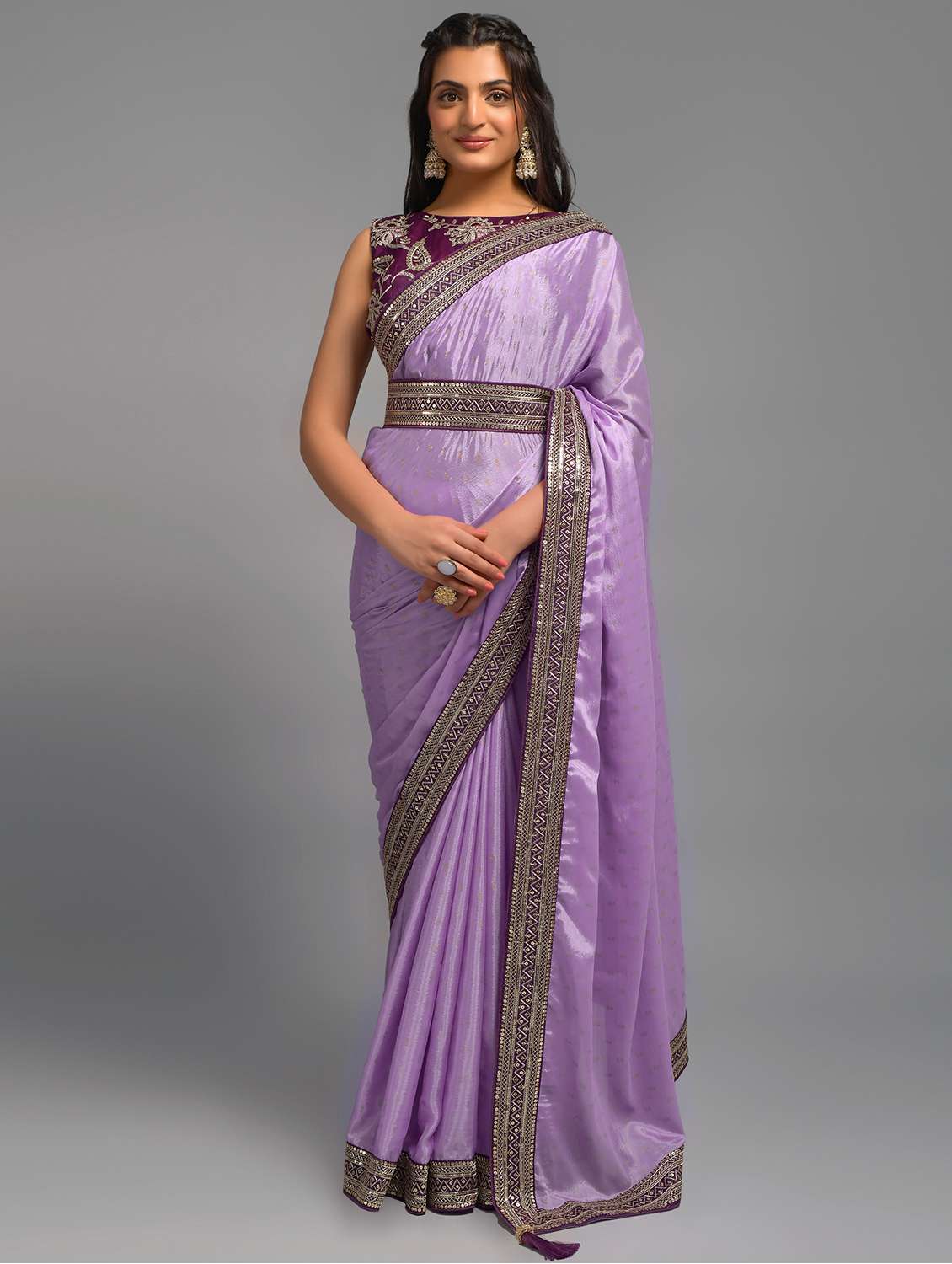 women sequined bordered saree - 20811818 -  Zoom Image - 0
