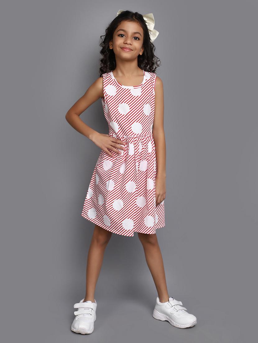 red coated frock - 20815578 - Zoom Image - 0