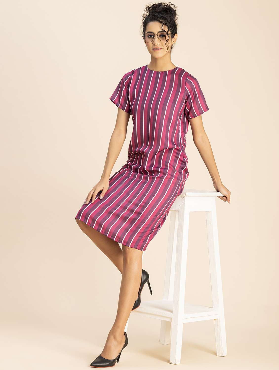 women purple stripes printed straight dress - 20817243 -  Standard Image - 3