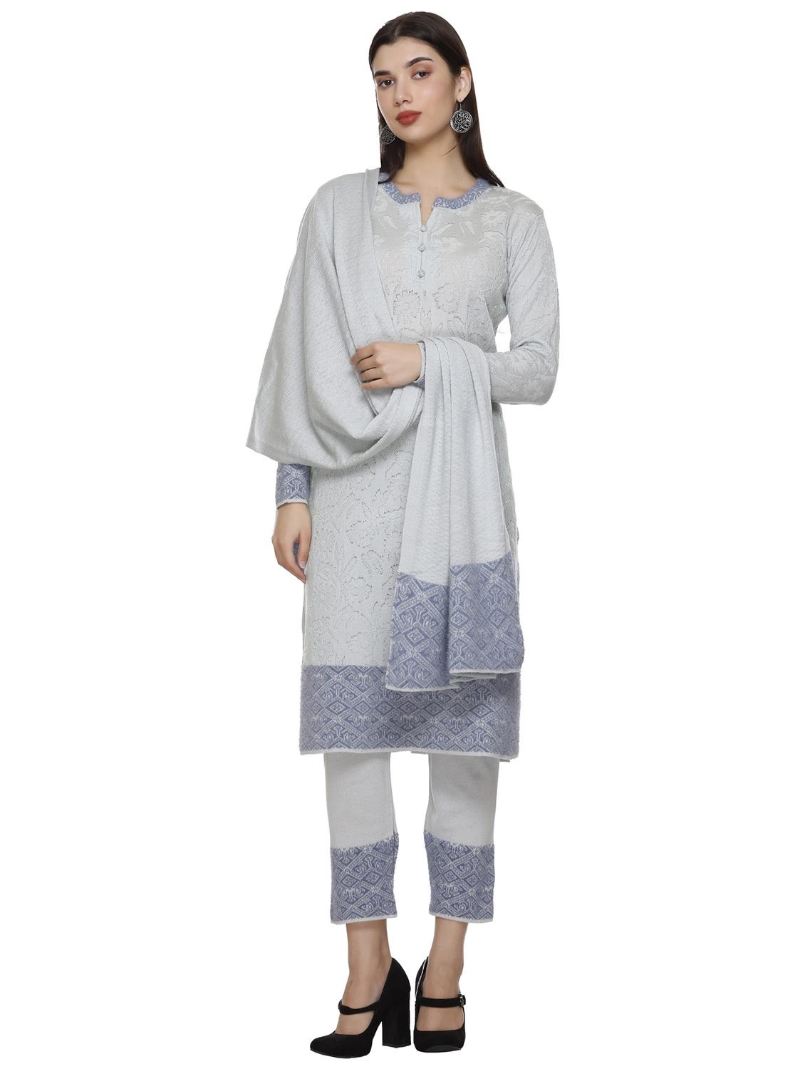 women grey notch neck kurta pant set with dupatta